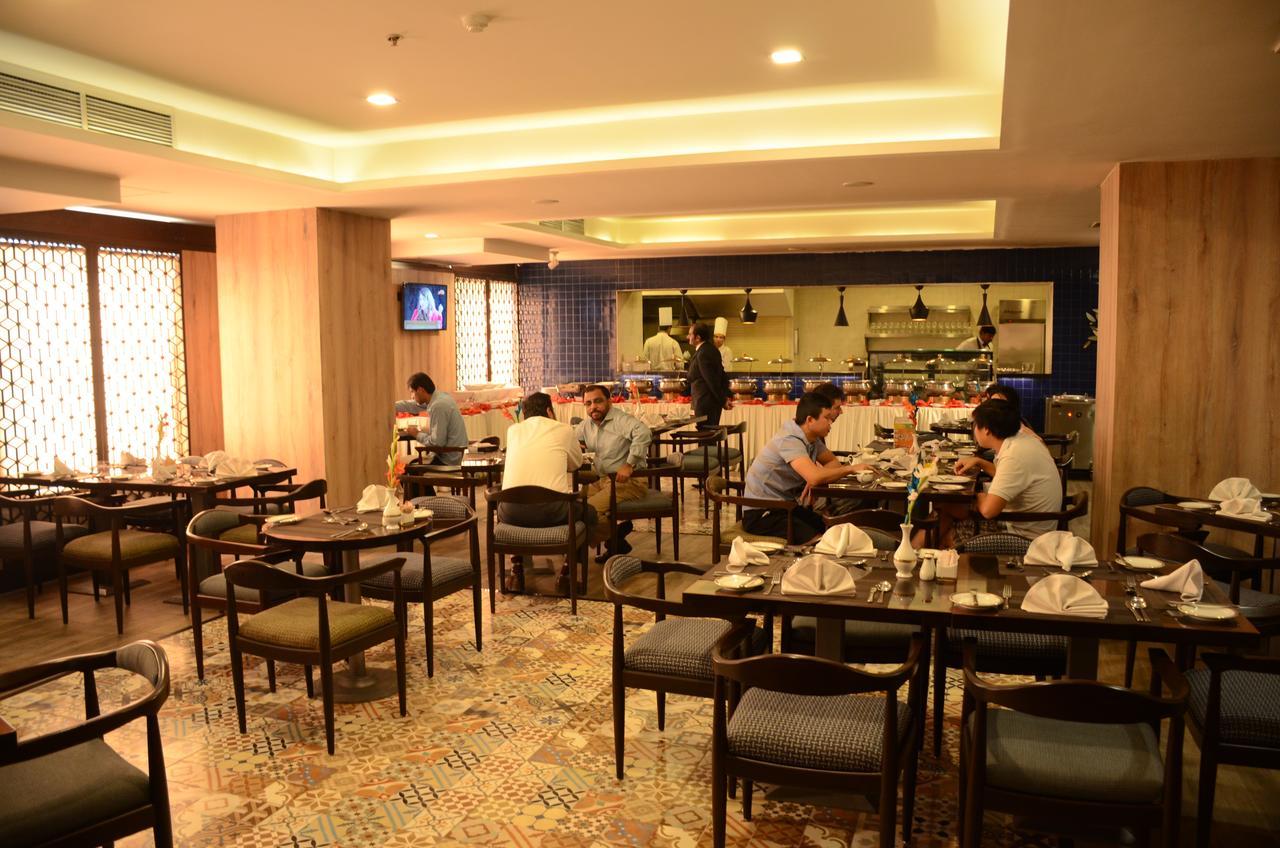 Hotel Dgates Lahore Exterior foto